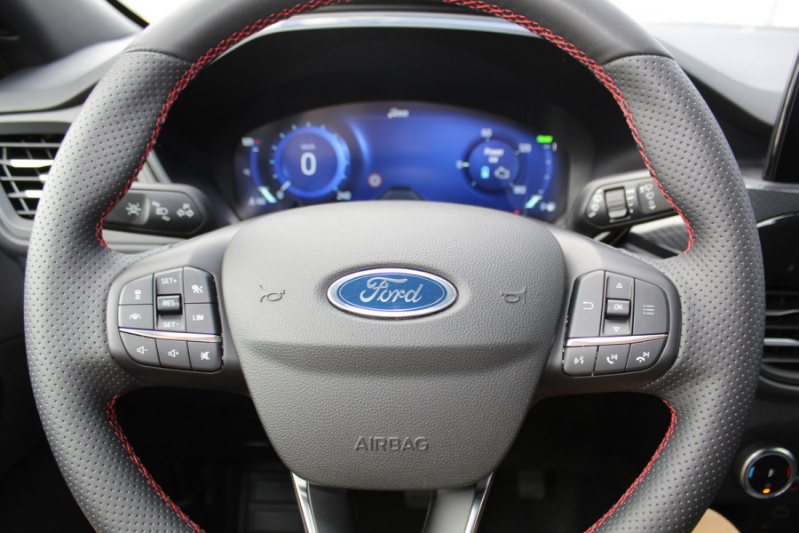 Ford Kuga 2.5-225pk PHEV ST-Line X. Hybride rijden voor een redelijke prijs ! Stoel- en voorraamverwarming, B&O soundsystem, navigatie, telefoonvoorb., metallic lak, LM wielen, side- en lane assist, camera v+a, adaptive cruise control, elektr. achterklep etc., etc.