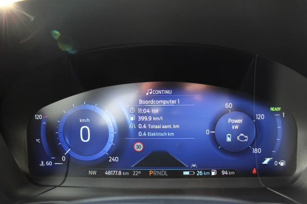 Ford Kuga 2.5-225pk PHEV ST-Line X. Hybride rijden voor een redelijke prijs ! Stoel- en voorraamverwarming, B&O soundsystem, navigatie, telefoonvoorb., metallic lak, LM wielen, side- en lane assist, camera v+a, adaptive cruise control, elektr. achterklep etc., etc.