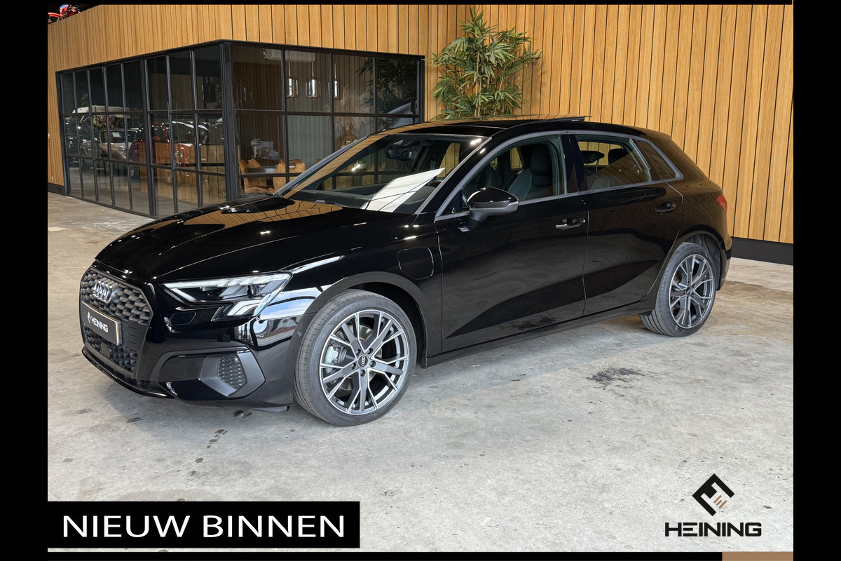 Audi A3 Sportback 40 TFSI e Business edition S-Line. 204 PK. Panoramadak. 35000 km BTW Audi A3 Sportback 40 TFSI e Business edition S-Line. 204 PK. Panoramadak. 35000 km BTW