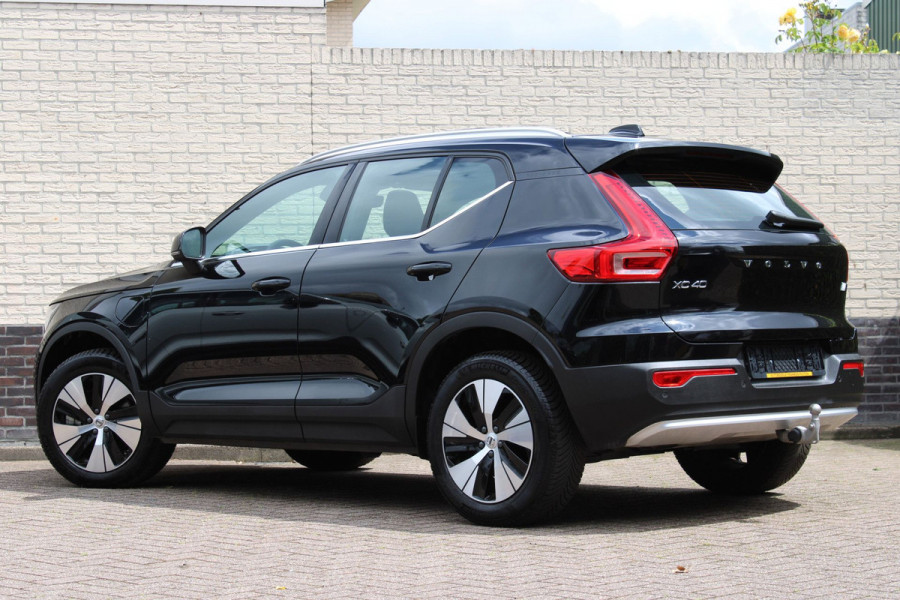 Volvo XC40 1.5 T4 Plug-in hybrid Plus Bright | Panoramadak | Trekhaak | H/K | Pilot Assist | Memory | Navigatie | 360 Camera
