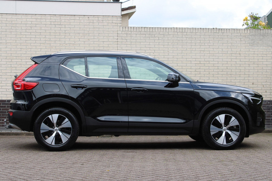 Volvo XC40 1.5 T4 Plug-in hybrid Plus Bright | Panoramadak | Trekhaak | H/K | Pilot Assist | Memory | Navigatie | 360 Camera