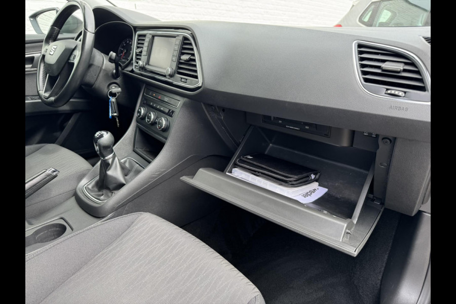 Seat León ST 1.0 EcoTSI Style Full LED koplampen Cruise control Climate control Apple Carplay / Android auto Parkeersensoren