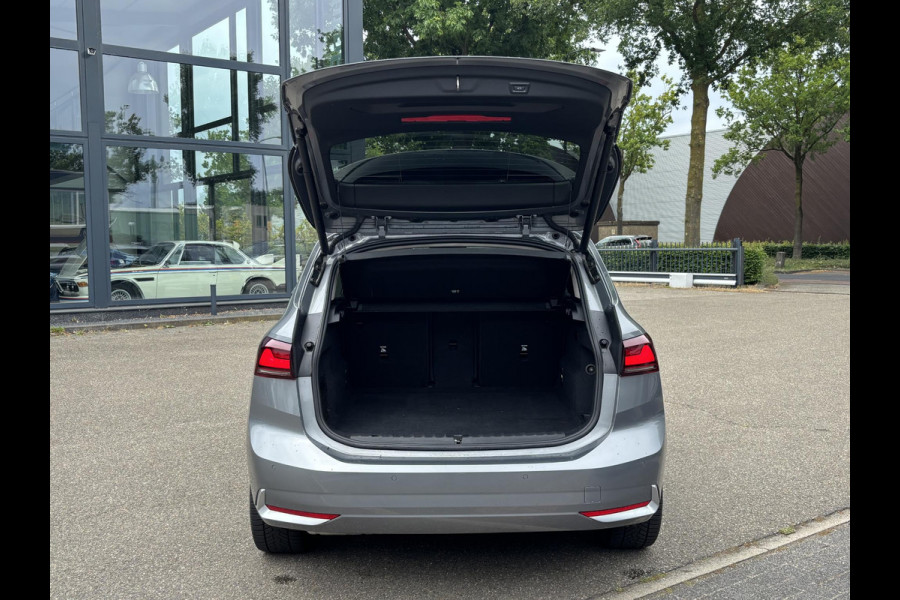 BMW 2 Serie Active Tourer 225e xDrive PANO | ELEK. TREKHAAK | CAMERA