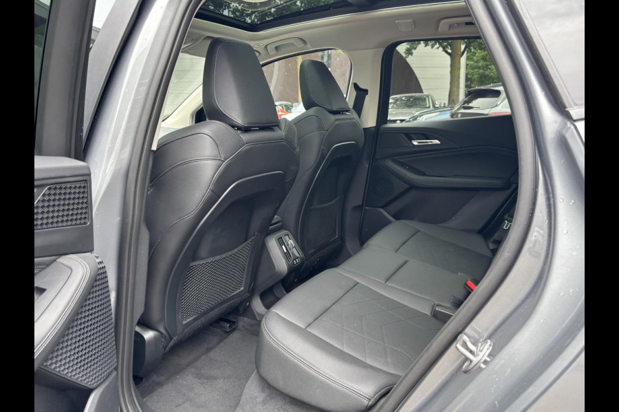BMW 2 Serie Active Tourer 225e xDrive PANO | ELEK. TREKHAAK | CAMERA
