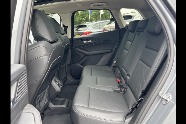 BMW 2 Serie Active Tourer 225e xDrive PANO | ELEK. TREKHAAK | CAMERA