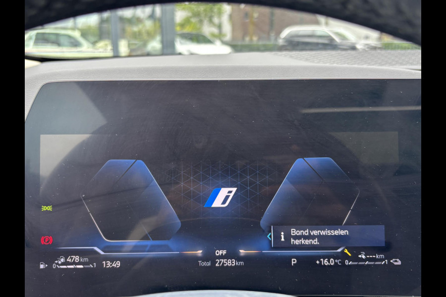 BMW 2 Serie Active Tourer 225e xDrive PANO | ELEK. TREKHAAK | CAMERA