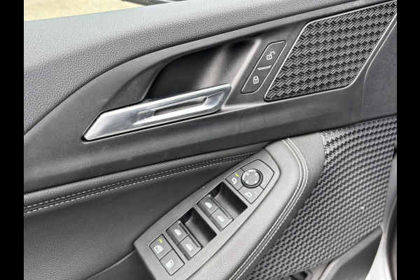 BMW 2 Serie Active Tourer 225e xDrive PANO | ELEK. TREKHAAK | CAMERA