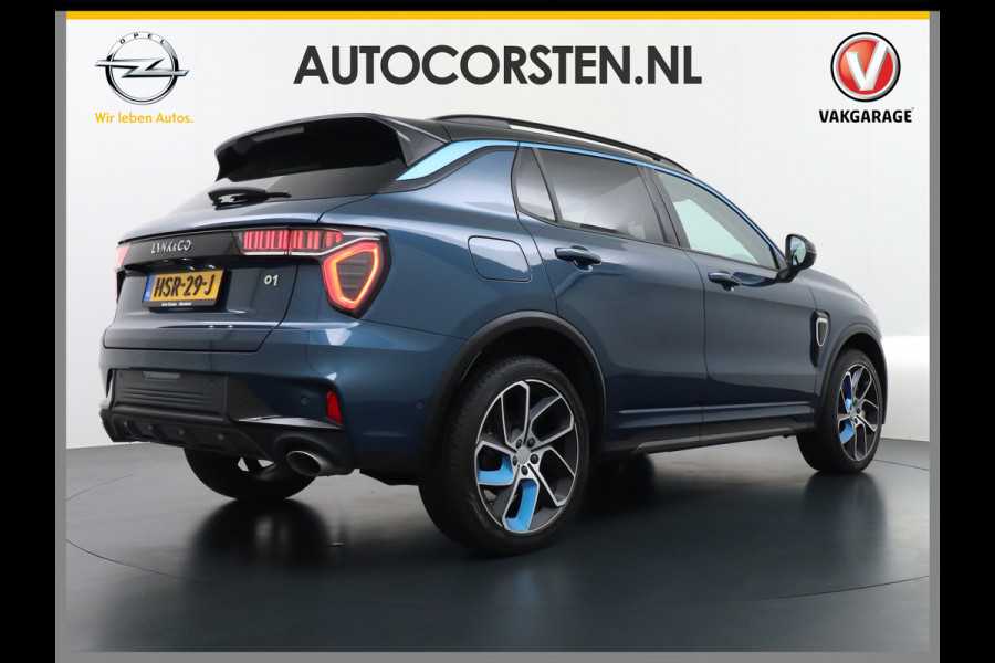 Lynk & Co 01 1.5 PHEV AUT-7 261pk 4wd Pano-Schuif-K-dak 20" 360°Camera Apple Carplay Android Auto Adaptive-Cr Navi Pdc-a+v Ecc Keyless Led M- Elek.Memory.Stoel File assistent Dodehoek detector Elektrisch bedienbare achterklep Rijstrooksensor Wifi Verkeersbord detectie 425Nm koppel 3,6kw laadvermogen A-label Euro 6 Hybride Benzine / Elektrisch rijden tot ca 69km  1800kg trekvermogen