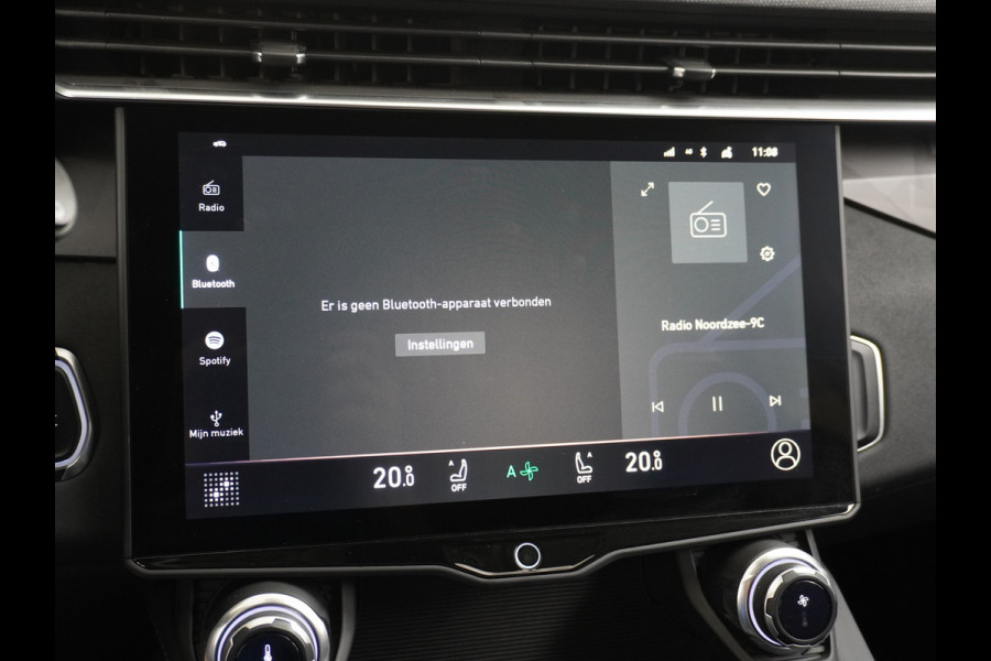 Lynk & Co 01 1.5 PHEV AUT-7 261pk 4wd Pano-Schuif-K-dak 20" 360°Camera Apple Carplay Android Auto Adaptive-Cr Navi Pdc-a+v Ecc Keyless Led M- Elek.Memory.Stoel File assistent Dodehoek detector Elektrisch bedienbare achterklep Rijstrooksensor Wifi Verkeersbord detectie 425Nm koppel 3,6kw laadvermogen A-label Euro 6 Hybride Benzine / Elektrisch rijden tot ca 69km  1800kg trekvermogen
