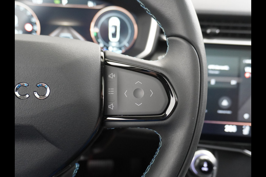 Lynk & Co 01 1.5 PHEV AUT-7 261pk 4wd Pano-Schuif-K-dak 20" 360°Camera Apple Carplay Android Auto Adaptive-Cr Navi Pdc-a+v Ecc Keyless Led M- Elek.Memory.Stoel File assistent Dodehoek detector Elektrisch bedienbare achterklep Rijstrooksensor Wifi Verkeersbord detectie 425Nm koppel 3,6kw laadvermogen A-label Euro 6 Hybride Benzine / Elektrisch rijden tot ca 69km  1800kg trekvermogen