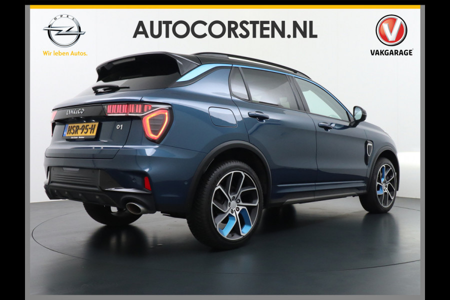 Lynk & Co 01 1.5 PHEV AUT-7 4wd 261pk Pano-Schuif-K-dak 20" 360°Camera Apple Carplay Android Auto Adaptive-Cr NaviPdc-a+v Ecc Keyless Led M-B Elek.Memory.Stoel File assistent Dodehoek detector Elektrisch bedienbare achterklep Rijstrooksensor Wifi Verkeersbord detectie 425Nm koppel 3,7kw laadvermogen A-label Euro 6 Hybride Benzine / Elektrisch rijden tot ca 69km  1800kg trekvermogen