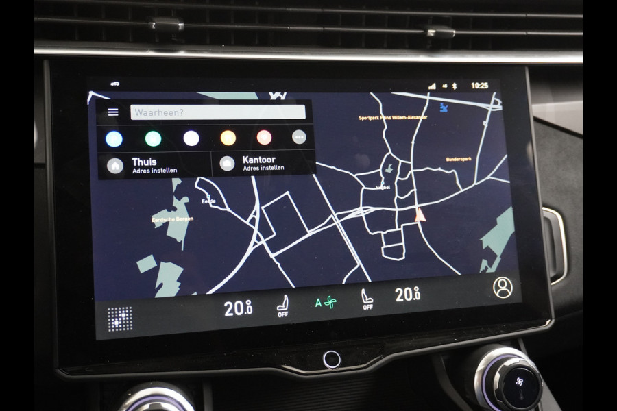 Lynk & Co 01 1.5 PHEV AUT-7 4wd 261pk Pano-Schuif-K-dak 20" 360°Camera Apple Carplay Android Auto Adaptive-Cr NaviPdc-a+v Ecc Keyless Led M-B Elek.Memory.Stoel File assistent Dodehoek detector Elektrisch bedienbare achterklep Rijstrooksensor Wifi Verkeersbord detectie 425Nm koppel 3,7kw laadvermogen A-label Euro 6 Hybride Benzine / Elektrisch rijden tot ca 69km  1800kg trekvermogen