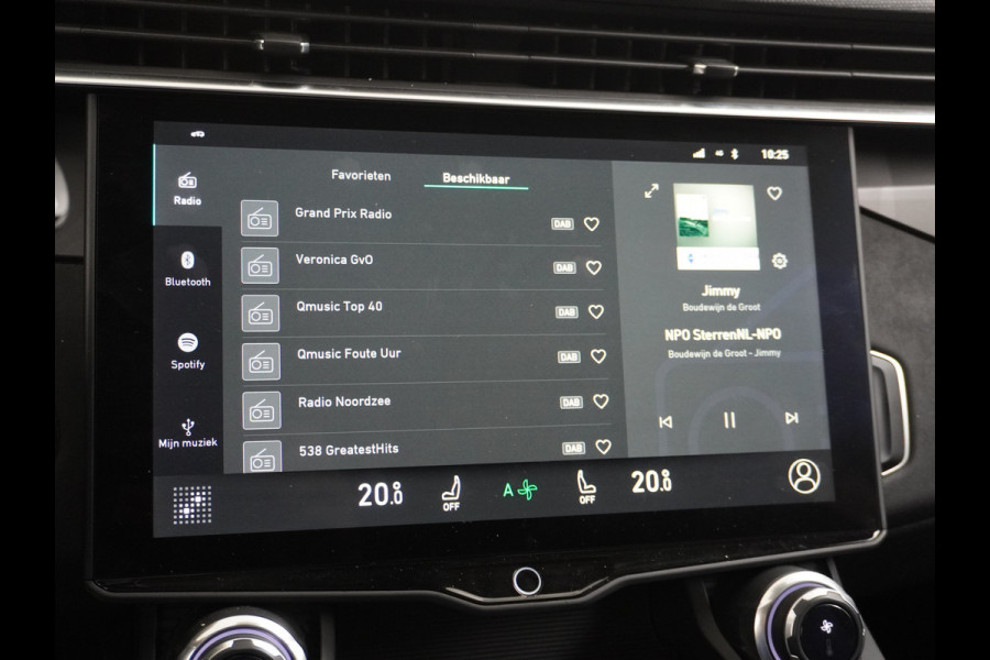 Lynk & Co 01 1.5 PHEV AUT-7 4wd 261pk Pano-Schuif-K-dak 20" 360°Camera Apple Carplay Android Auto Adaptive-Cr NaviPdc-a+v Ecc Keyless Led M-B Elek.Memory.Stoel File assistent Dodehoek detector Elektrisch bedienbare achterklep Rijstrooksensor Wifi Verkeersbord detectie 425Nm koppel 3,7kw laadvermogen A-label Euro 6 Hybride Benzine / Elektrisch rijden tot ca 69km  1800kg trekvermogen