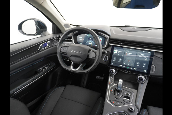Lynk & Co 01 1.5 PHEV AUT-7 4wd 261pk Pano-Schuif-K-dak 20" 360°Camera Apple Carplay Android Auto Adaptive-Cr NaviPdc-a+v Ecc Keyless Led M-B Elek.Memory.Stoel File assistent Dodehoek detector Elektrisch bedienbare achterklep Rijstrooksensor Wifi Verkeersbord detectie 425Nm koppel 3,7kw laadvermogen A-label Euro 6 Hybride Benzine / Elektrisch rijden tot ca 69km  1800kg trekvermogen