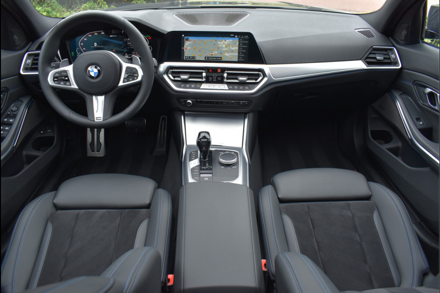 BMW 3 Serie Touring 330e xDrive M-Sport 292 Pk Dravit Grijs Metallic Pano Memory Head-Up Leder Keyless Trekhaak 19 Inch