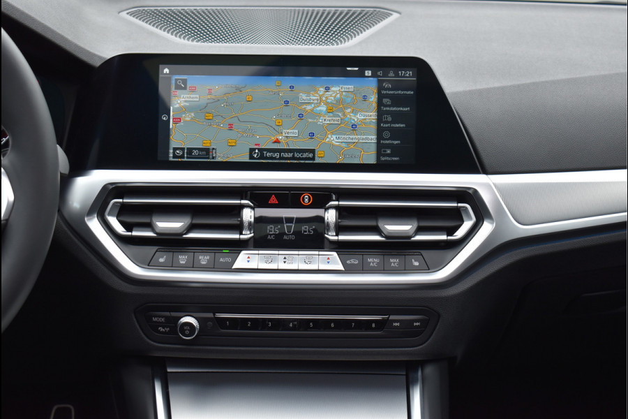 BMW 3 Serie Touring 330e xDrive M-Sport 292 Pk Dravit Grijs Metallic Pano Memory Head-Up Leder Keyless Trekhaak 19 Inch