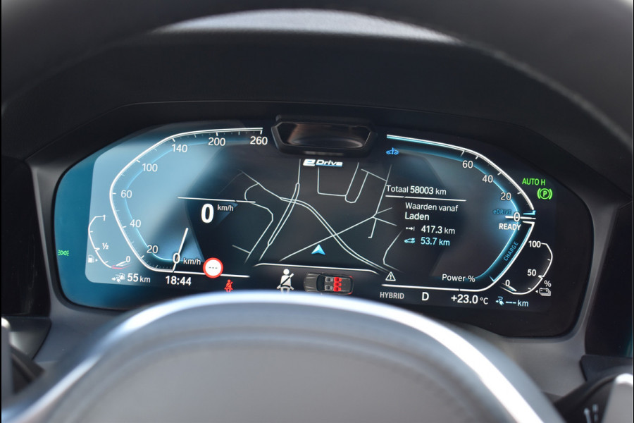 BMW 3 Serie Touring 330e xDrive M-Sport 292 Pk Dravit Grijs Metallic Pano Memory Head-Up Leder Keyless Trekhaak 19 Inch