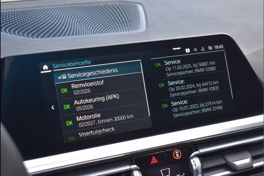 BMW 3 Serie Touring 330e xDrive M-Sport 292 Pk Dravit Grijs Metallic Pano Memory Head-Up Leder Keyless Trekhaak 19 Inch