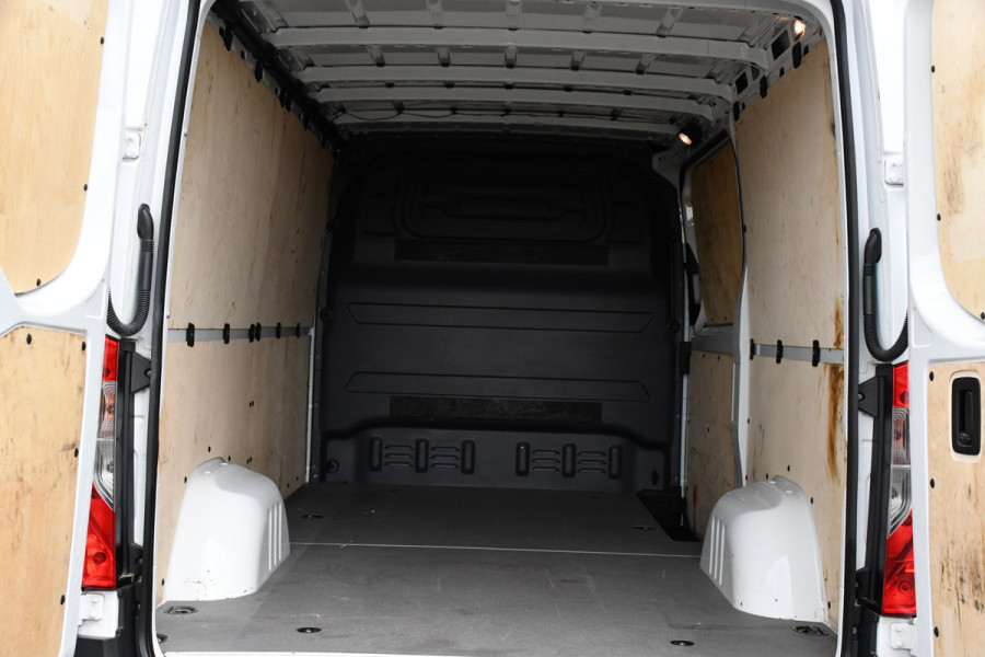 Mercedes-Benz Sprinter 316 2.2 CDI L2H1 PB Edition Camera, Cruise, Carplay, Standkachel, Automaat, Stoelverwarming, Multimedia, 164PK, Uniek!
