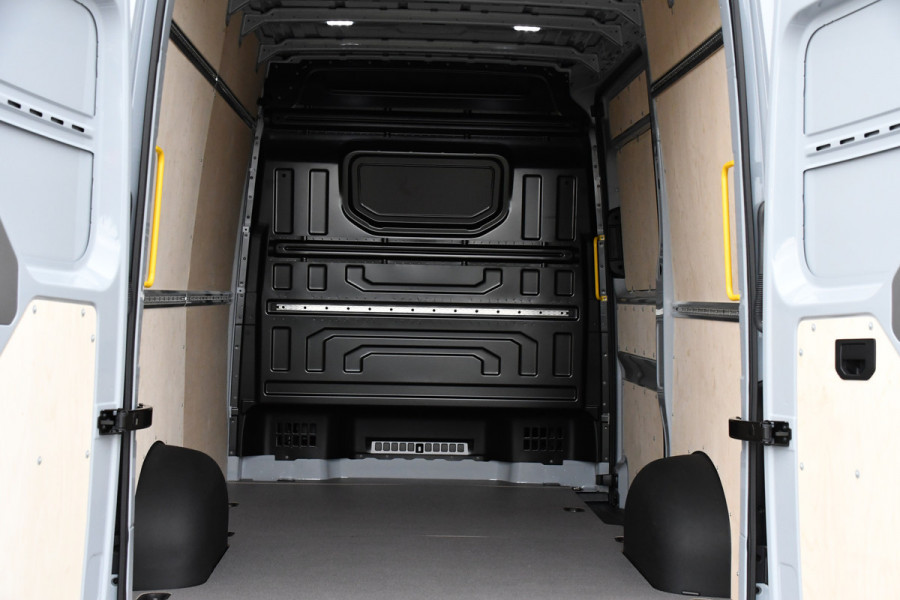 MAN TGE 35 2.0 Lion Edition L3H3 Individual EX btw - EX BPM, Camera, Cruise, Carplay, Leder, Clima, LED, Stoelverwarming, Carbon, 177PK, Automaat, Uniek!