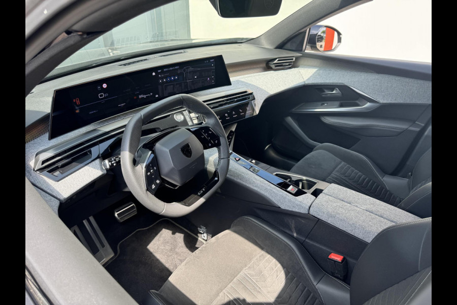 Peugeot 3008 1.2 Hybrid 136 GT | Meer foto's volgen | Prijs is rijklaar