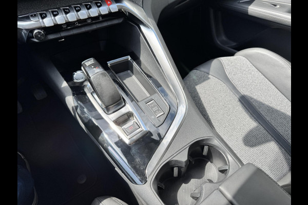 Peugeot 3008 1.6 HYbrid 225 Allure