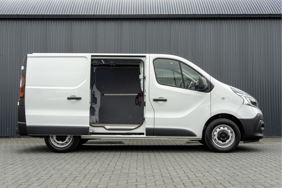 Renault Trafic 2.0 dCi 120PK| L1H1 | LED | Navigatie | Cruise | 3-Zits | Airco | PDC | Euro 6