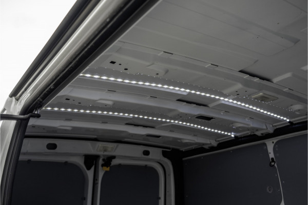 Renault Trafic 2.0 dCi 120PK| L1H1 | LED | Navigatie | Cruise | 3-Zits | Airco | PDC | Euro 6