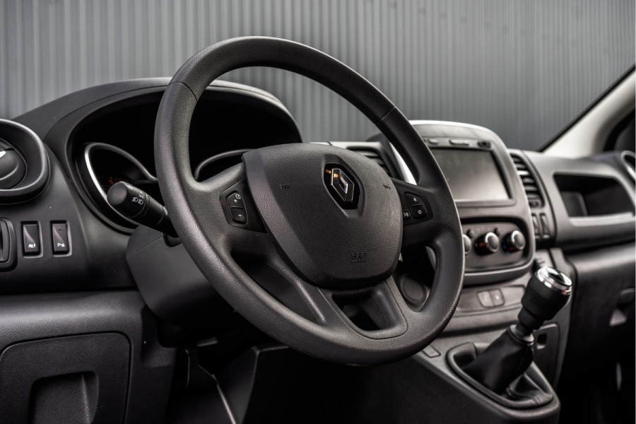 Renault Trafic 2.0 dCi 120PK| L1H1 | LED | Navigatie | Cruise | 3-Zits | Airco | PDC | Euro 6