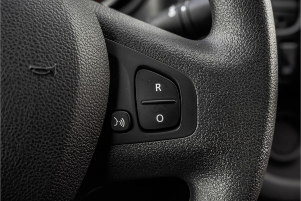 Renault Trafic 2.0 dCi 120PK| L1H1 | LED | Navigatie | Cruise | 3-Zits | Airco | PDC | Euro 6