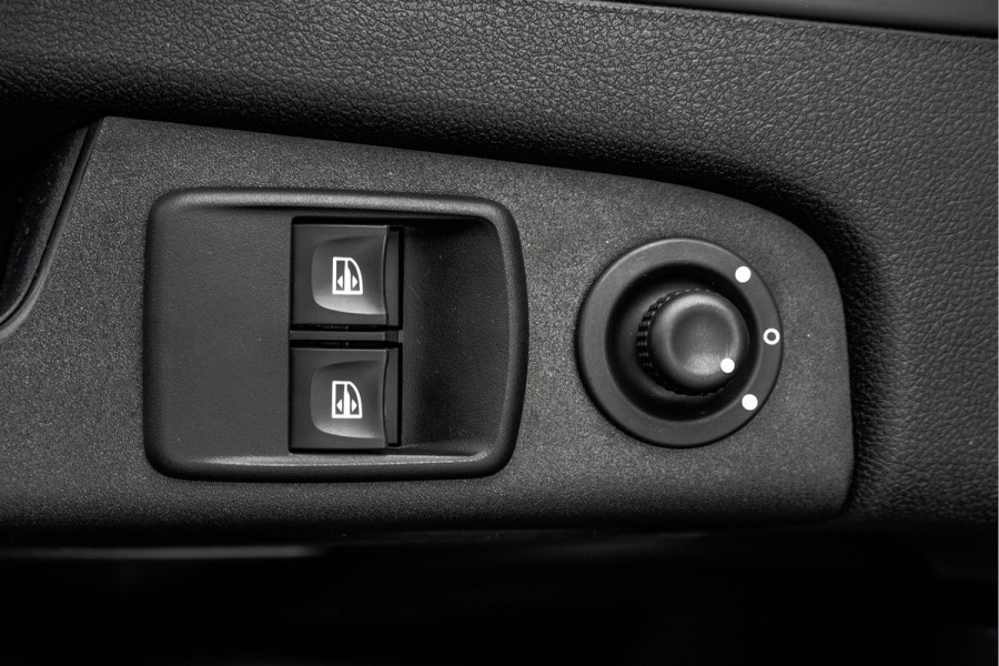 Renault Trafic 2.0 dCi 120PK| L1H1 | LED | Navigatie | Cruise | 3-Zits | Airco | PDC | Euro 6