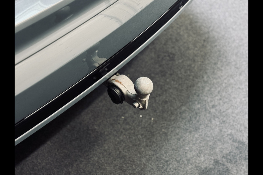 Volvo XC90 T8 Recharge AWD R-Design | 22" | Panorama | Trekhaak