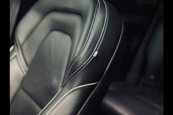 Volvo XC90 T8 Recharge AWD R-Design | 22" | Panorama | Trekhaak