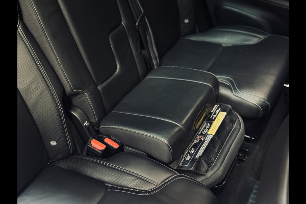 Volvo XC90 T8 Recharge AWD R-Design | 22" | Panorama | Trekhaak