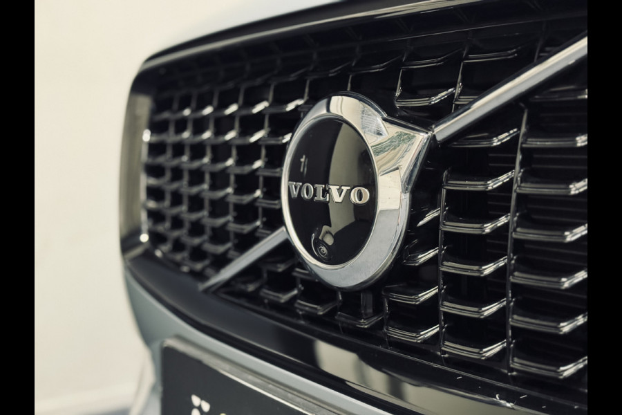 Volvo XC90 T8 Recharge AWD R-Design | 22" | Panorama | Trekhaak