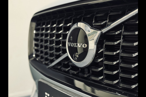 Volvo XC90 T8 Recharge AWD R-Design | 22" | Panorama | Trekhaak