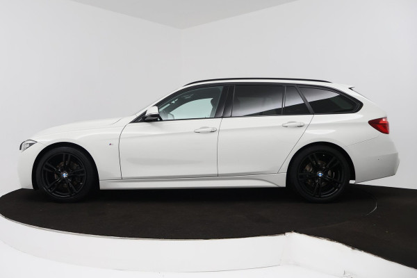 BMW 3 Serie Touring 318i M Sport Edition (STOELVERWARMING, NAVIGATIE, PARKEERSENSOREN, AUTOMAAT, CRUISE CONTROL, NL-AUTO)