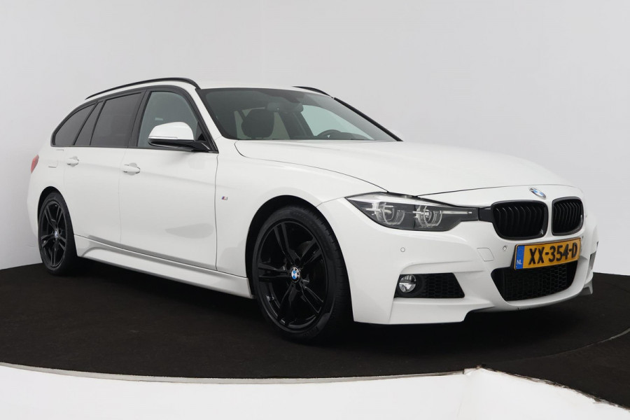 BMW 3 Serie Touring 318i M Sport Edition (STOELVERWARMING, NAVIGATIE, PARKEERSENSOREN, AUTOMAAT, CRUISE CONTROL, NL-AUTO)