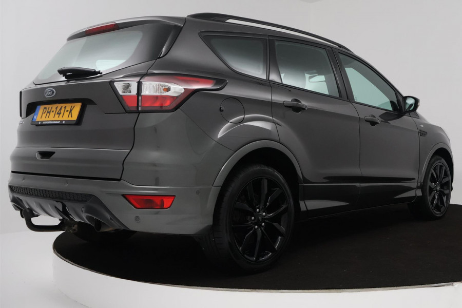 Ford Kuga 1.5 EcoBoost ST Line (PARKEERSENSOREN, CRUISE, TREKHAAK, GOED ONDERHOUDEN)