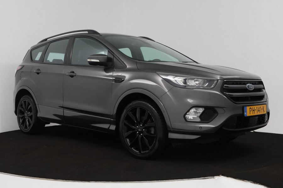 Ford Kuga 1.5 EcoBoost ST Line (PARKEERSENSOREN, CRUISE, TREKHAAK, GOED ONDERHOUDEN)