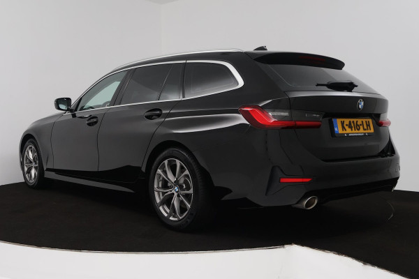 BMW 3 Serie Touring 318i Executive Edition (PARKEERSENSOREN, CRUISE CONTROL, NAVIGATIE, NL-AUTO, DEALER ONDERHOUDEN)