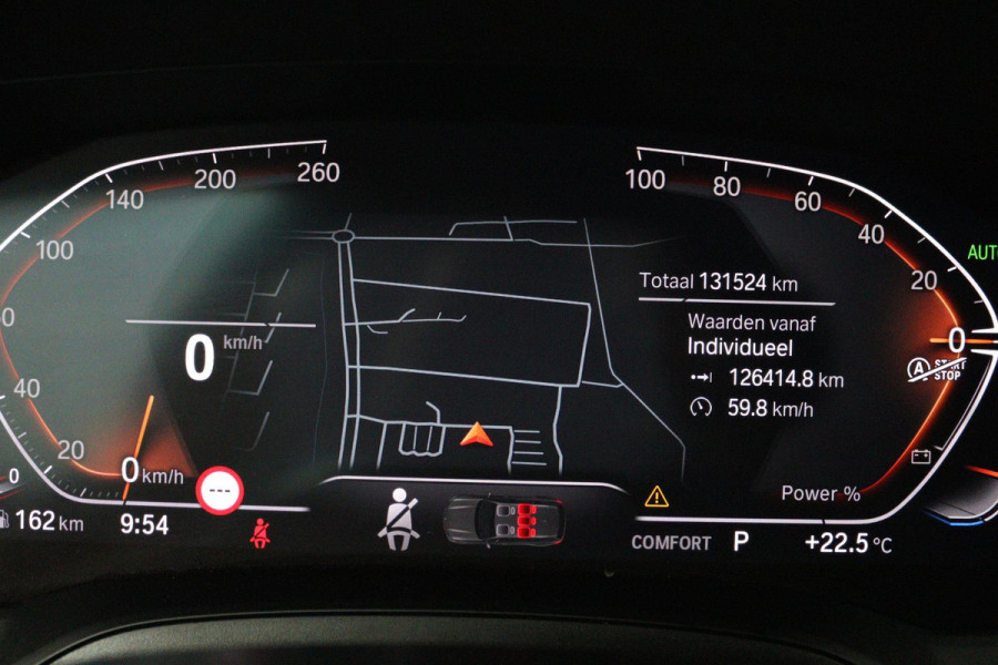 BMW 3 Serie Touring 318i Executive Edition (PARKEERSENSOREN, CRUISE CONTROL, NAVIGATIE, NL-AUTO, DEALER ONDERHOUDEN)