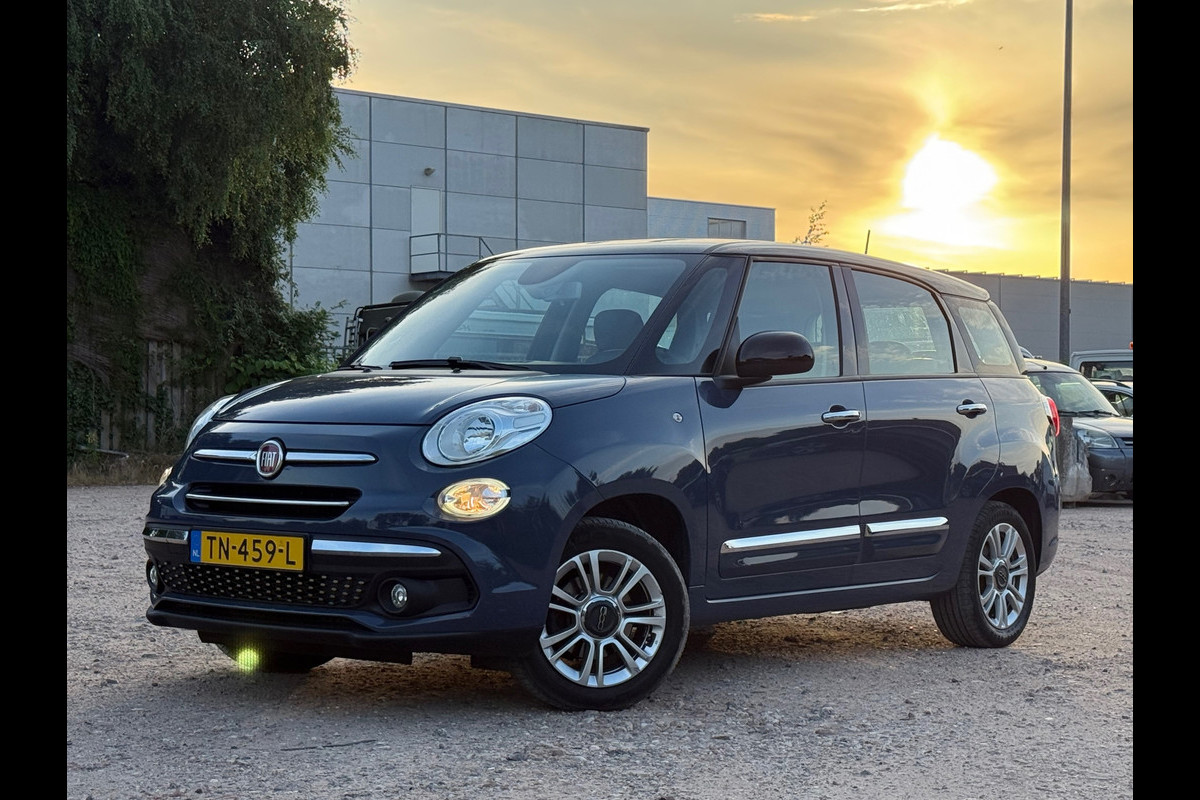 Fiat 500L Wagon 0.9 TwinAir Lounge 7p/VELGEN/NAVIGATIE Fiat 500L Wagon 0.9 TwinAir Lounge 7p/VELGEN/NAVIGATIE