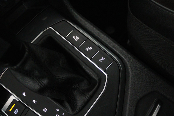 Seat Tarraco 1.5 TSI Xcellence (PANORAMADAK, ACHTERUITRIJCAMERA, PARKEERSENSOREN, NAVIGATIE, CRUISE ADAPTIEF, GOED ONDERHOUDEN)