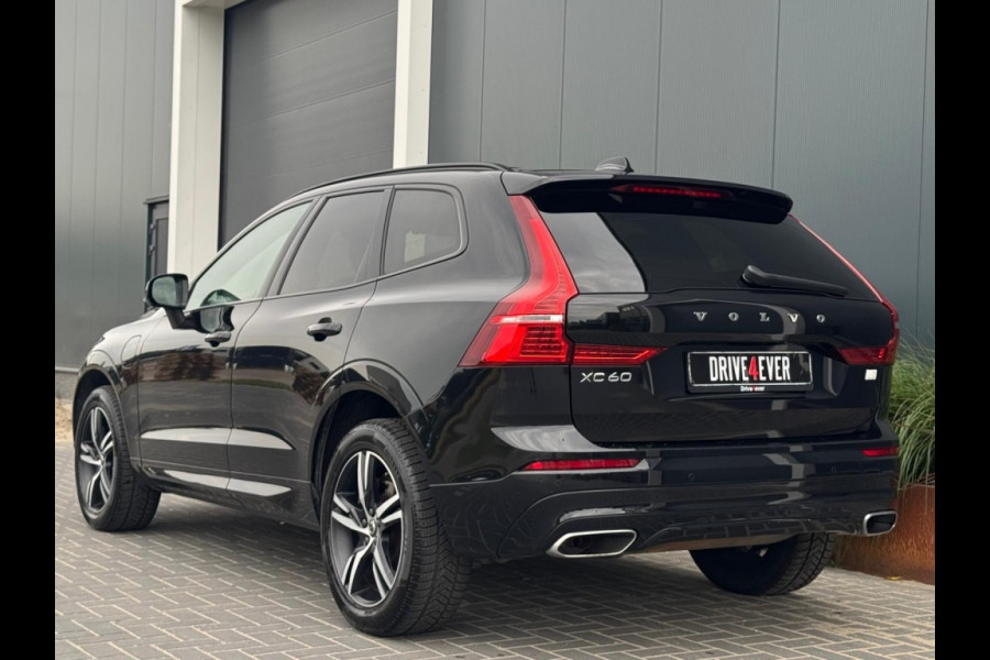 Volvo XC60 2.0 T6 AWD R-Design M22 FULL PANO NAVI CLIMATE PDC SPORTVELGEN