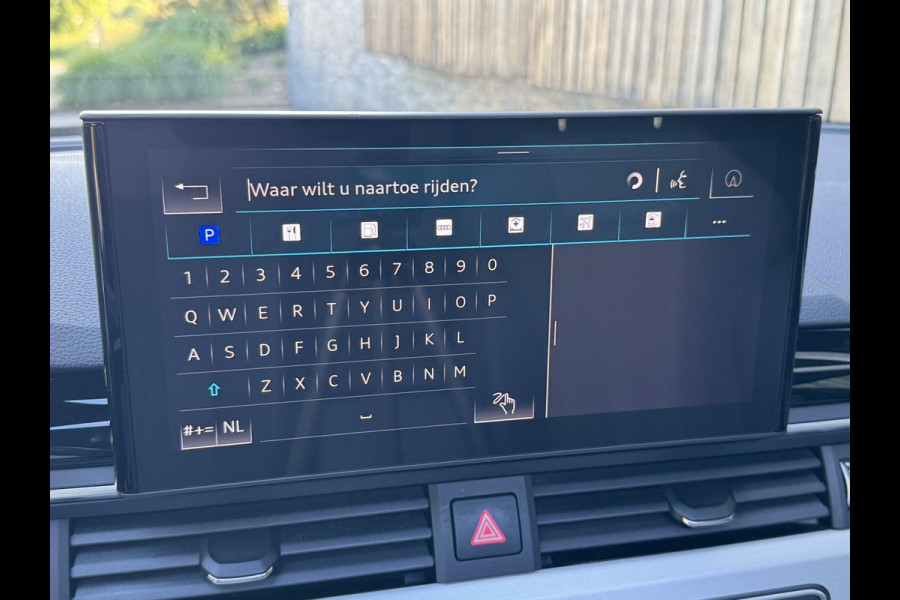 Audi A4 Avant 35 TFSI S-line Automaat | Panoramadak | Leer/alcantara bekleding | Elektrisch verstelbare bestuurdersstoel | LED verlichti