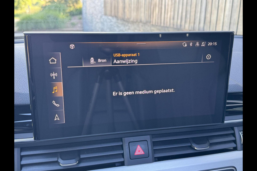 Audi A4 Avant 35 TFSI S-line Automaat | Panoramadak | Leer/alcantara bekleding | Elektrisch verstelbare bestuurdersstoel | LED verlichti