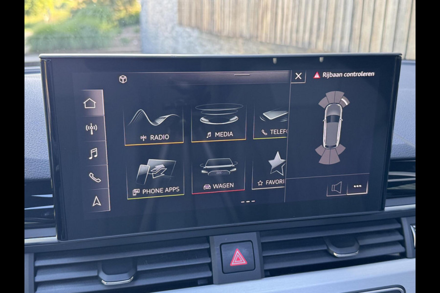 Audi A4 Avant 35 TFSI S-line Automaat | Panoramadak | Leer/alcantara bekleding | Elektrisch verstelbare bestuurdersstoel | LED verlichti