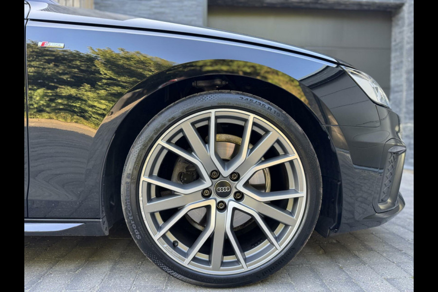 Audi A4 Avant 35 TFSI S-line Automaat | Panoramadak | Leer/alcantara bekleding | Elektrisch verstelbare bestuurdersstoel | LED verlichti