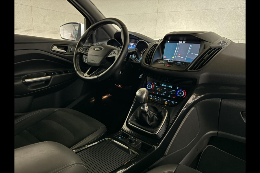 Ford Kuga 1.5 EcoBoost ST Line Winterpakket Navi Cruise Trekh.